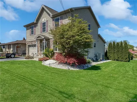 3305 Vermont St, Palmer Township, PA 18045