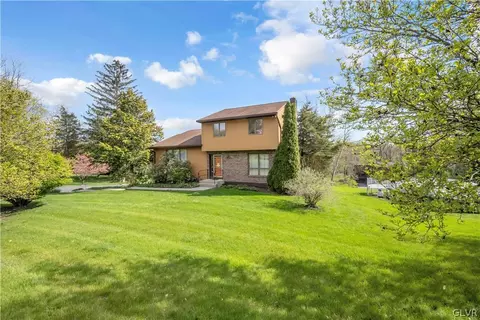 4411 Hillendale Rd, Bangor, PA 18013
