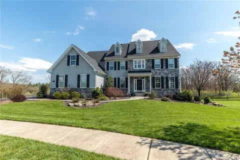 4050 Liberty Creek Pkwy, Coopersburg, PA 18036