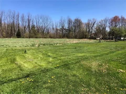 Myrtle Road, Lehigh Twp, PA 18088