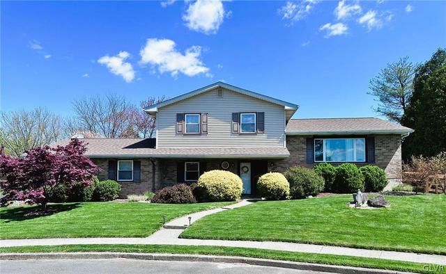 1742 Dawn Cir, Fullerton, PA 18052