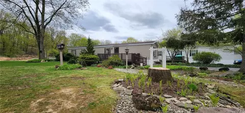 3415 Franklin Sq, Northampton, PA 18067