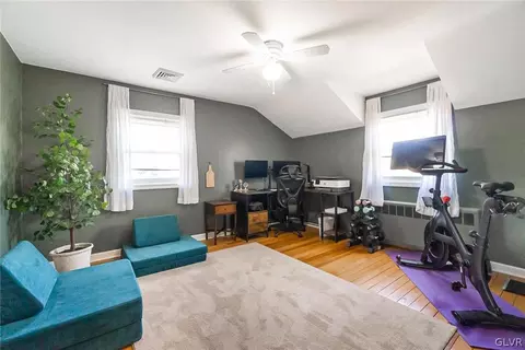 121 Eagle St, Emmaus, PA 18049 photo 40