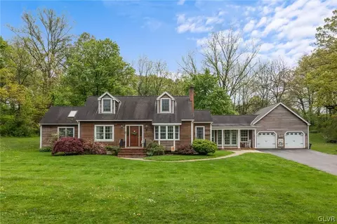 4236 Huckleberry Rd, Allentown, PA 18104