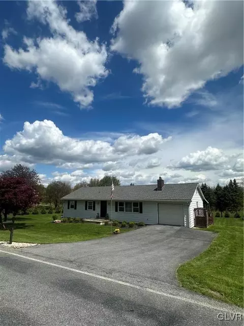 3927 Maple St, Allentown, PA 18104