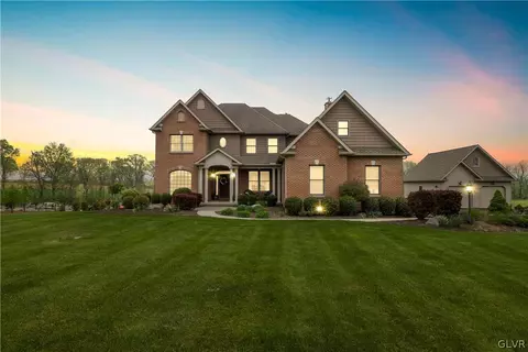 4735 Richmond Rd, Forks Twp, PA 18040