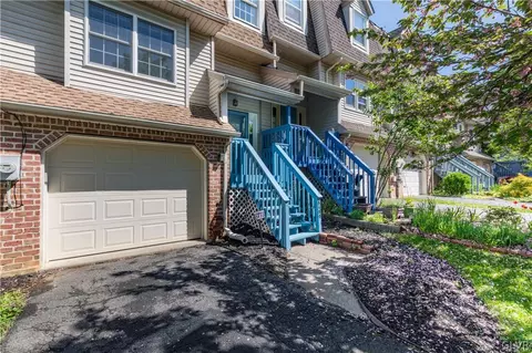 5480 Grace Ave, Bethlehem, PA 18017