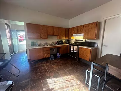 1306 E 4th St, Bethlehem, PA 18015 photo 21