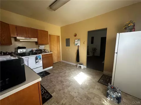 1306 E 4th St, Bethlehem, PA 18015 photo 39