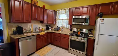 1782 Main St, Bethlehem, PA 18018 photo 9