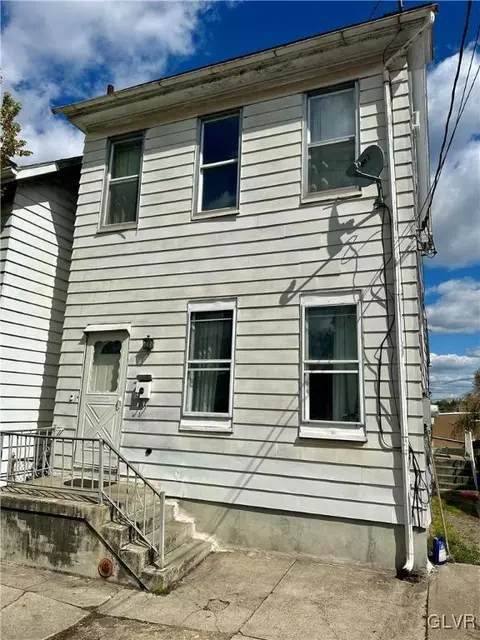 13 E Union Blvd, Bethlehem, PA 18018