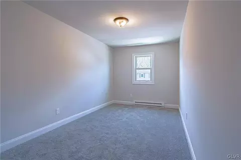 209 Old Forge Dr, Bath, PA 18014 photo 17