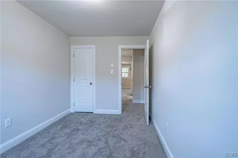 209 Old Forge Dr, Bath, PA 18014 photo 20