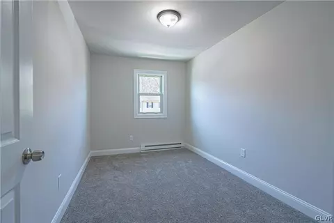 209 Old Forge Dr, Bath, PA 18014 photo 19