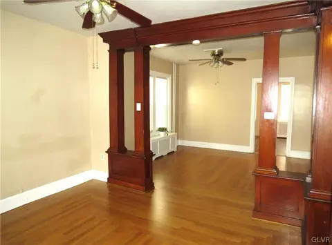 1212 E 3rd St, Bethlehem, PA 18015 photo 5