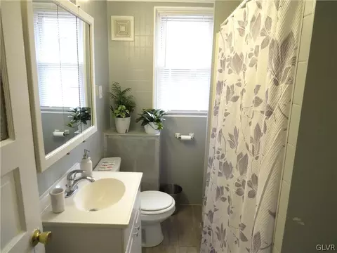 1212 E 3rd St, Bethlehem, PA 18015 photo 14