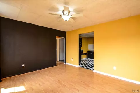730 E Morton St, Bethlehem, PA 18015 photo 5