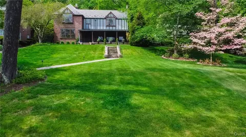 140 Pennsylvania Ave, Easton, PA 18042