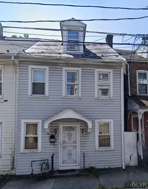 936 Jackson St, Allentown, PA 18102