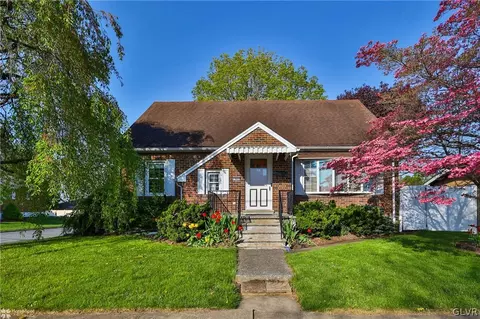 1902 Northampton Ave, Northampton, PA 18067