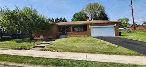1321 W Greenleaf St, Allentown, PA 18102