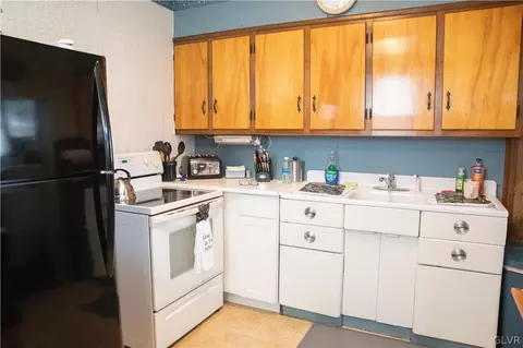 526 4th Ave, Bethlehem, PA 18018 photo 11