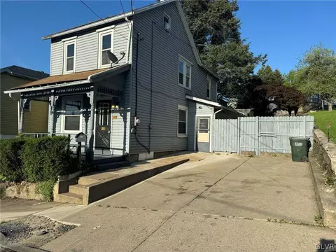805 Vernon St, Bethlehem, PA 18015