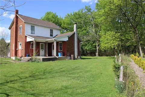 1136 Cottonwood Rd, Danielsville, PA 18038