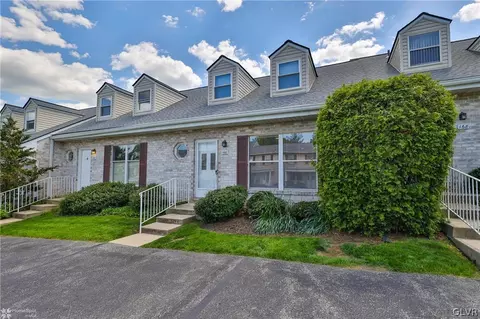 166 Springhouse Rd, Allentown, PA 18104