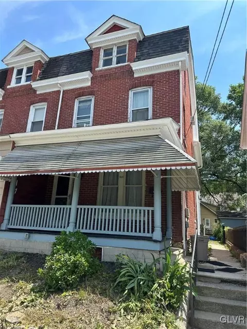 405 W Washington St, Slatington, PA 18080