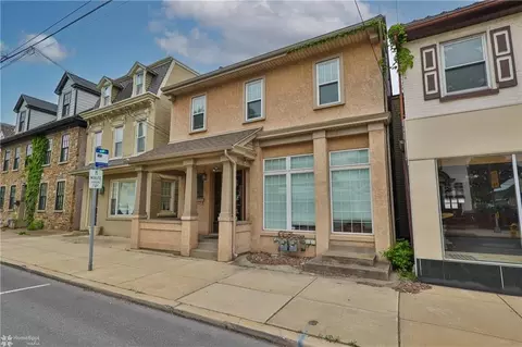 Exterior - 516 Main St, Hellertown, PA 18055 photo 1 of 8