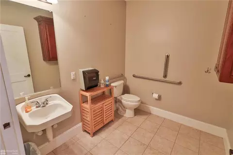 Bath - 516 Main St, Hellertown, PA 18055 photo 1 of 2