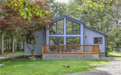 3353 Oberon Rd, Coolbaugh Twp, PA 18466