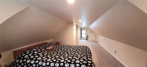232 E High St, Hellertown, PA 18055 photo 19