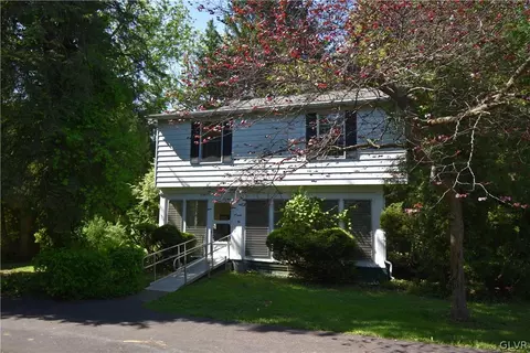3763 Bethman Rd, Easton, PA 18045