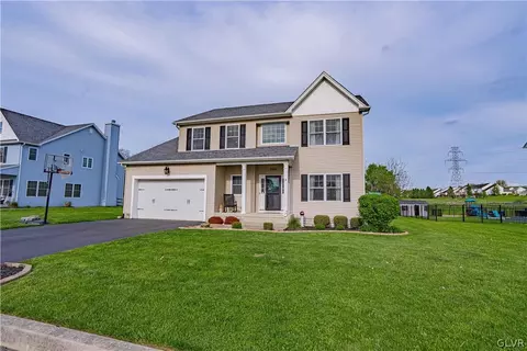 2435 Liberty Ter, Forks Twp, PA 18040