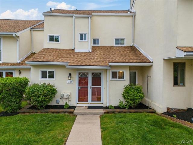 1402 Oak Cir, Lansdale, PA 19446