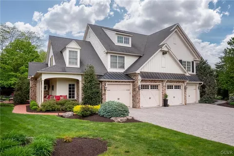 2050 Forge Run, Bethlehem, PA 18015