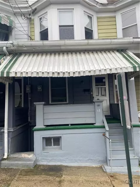 18 E Ridge St, Coaldale, PA 18218