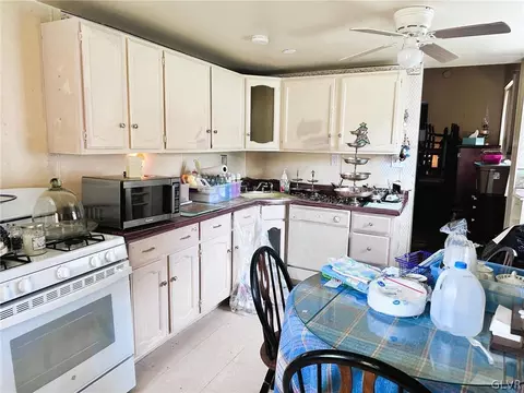 416 E Laurel St, Bethlehem, PA 18018 photo 6