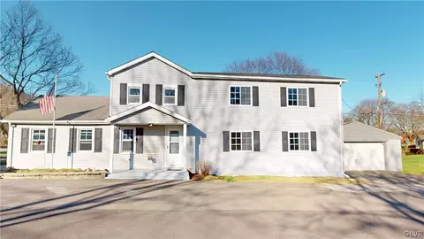 65 Browns Dr, Williams Twp, PA 18042