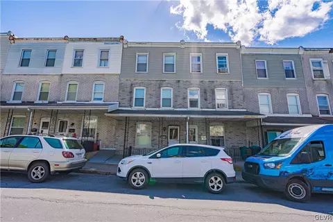1320 3rd St, Catasauqua, PA 18032