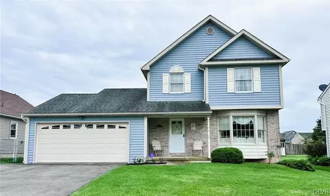 510 Greenview Dr, Northampton, PA 18067