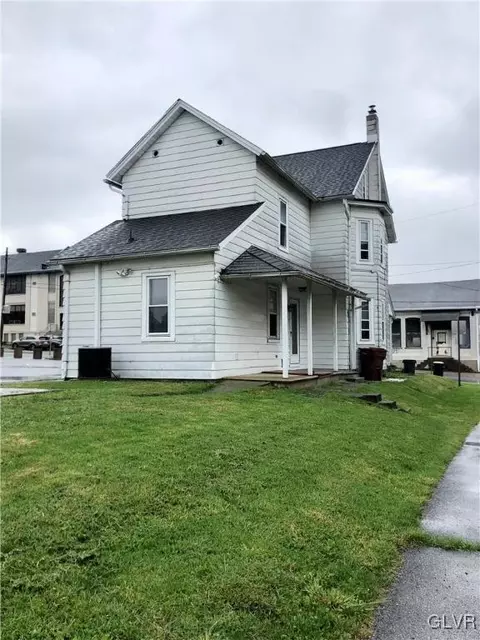 222 Quarry St, Fullerton, PA 18052 photo 4