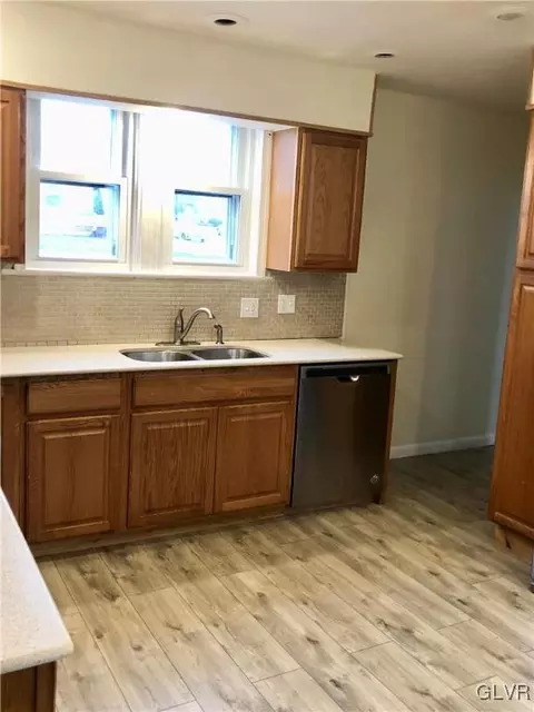 222 Quarry St, Fullerton, PA 18052 photo 12