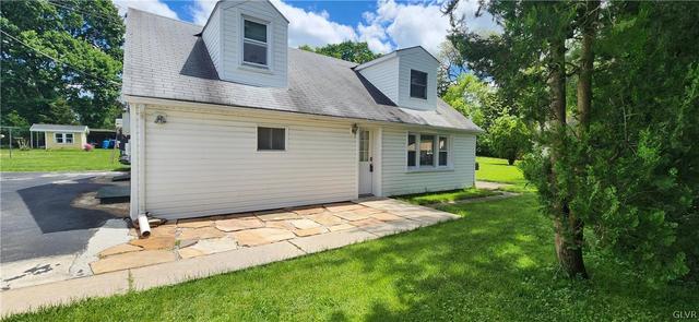 825 Cleveland St, Catasauqua, PA 18032