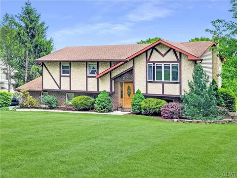 630 Bishops Pl, Northampton, PA 18067
