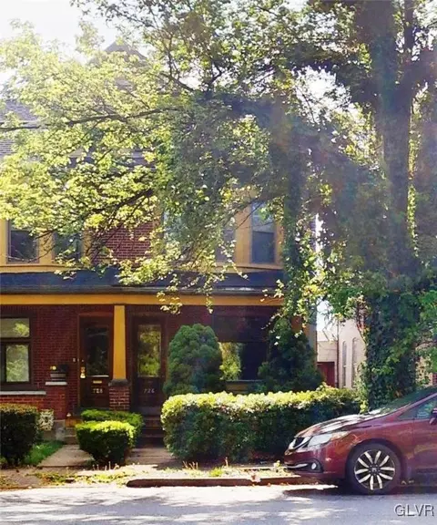 726 8th Ave, Bethlehem, PA 18018