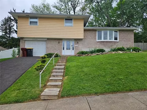 944 N Poplar St, Fullerton, PA 18052