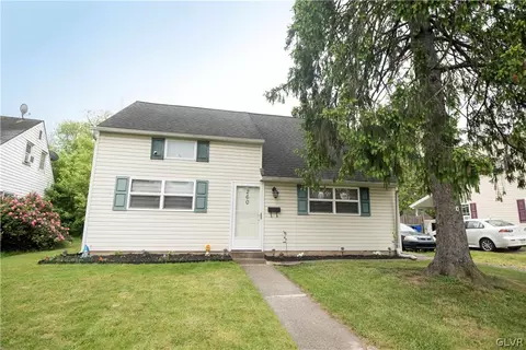 260 W Chestnut St, Pottstown, PA 19464